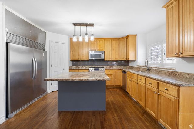 6403 TIMPANOGOS WAY, Taylorsville, UT 84129