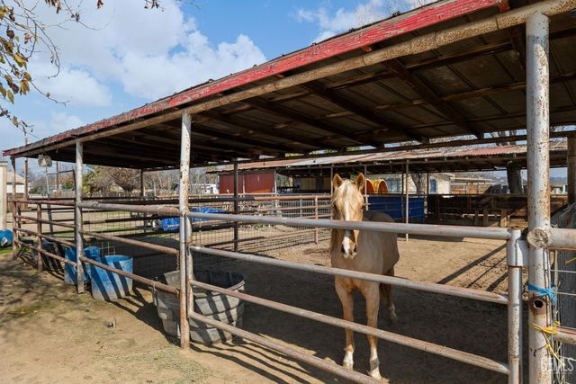 301 Sycamore Drive, Bakersfield, CA 93308