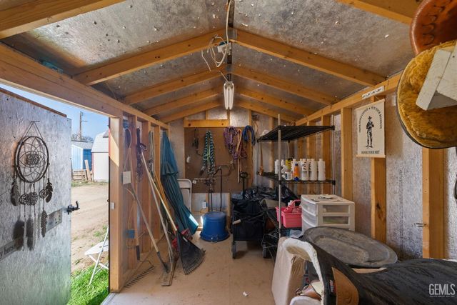 301 Sycamore Drive, Bakersfield, CA 93308