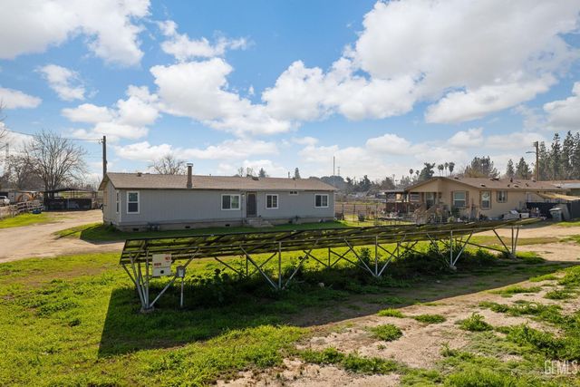 301 Sycamore Drive, Bakersfield, CA 93308