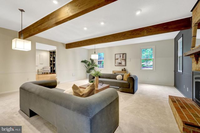 10910 WILDER POINT LN, Reston, VA 20191