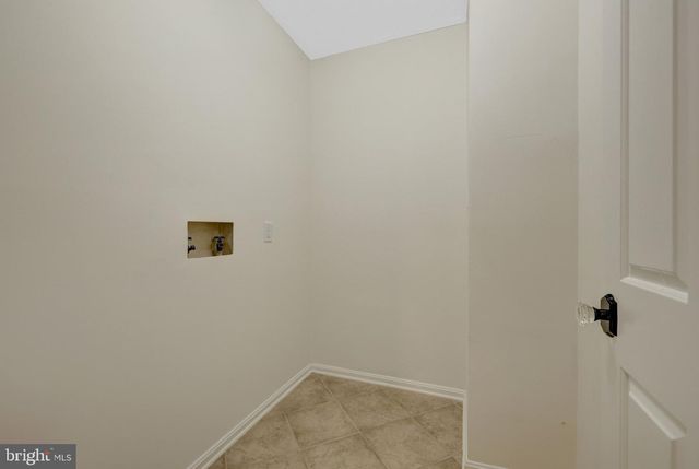 10910 WILDER POINT LN, Reston, VA 20191