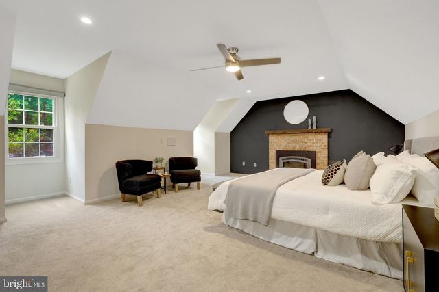 10910 WILDER POINT LN, Reston, VA 20191