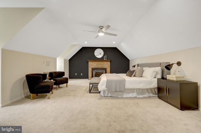 10910 WILDER POINT LN, Reston, VA 20191