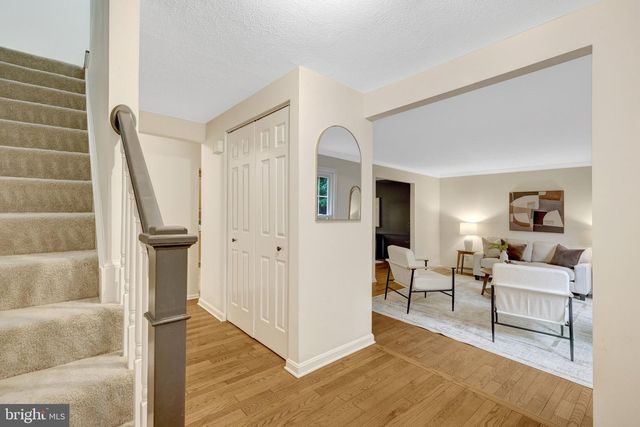 10910 WILDER POINT LN, Reston, VA 20191