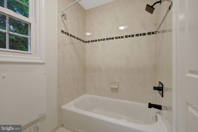 10910 WILDER POINT LN, Reston, VA 20191