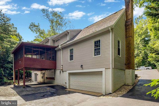 10910 WILDER POINT LN, Reston, VA 20191