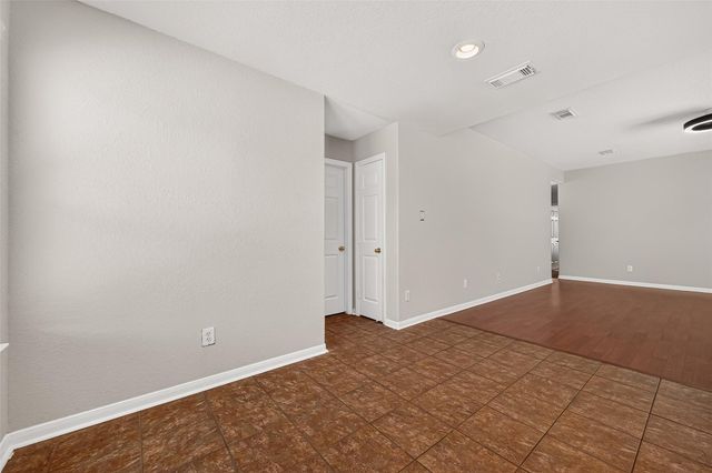 5631 Eagle Landing, Houston, TX 77085