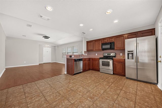 5631 Eagle Landing, Houston, TX 77085