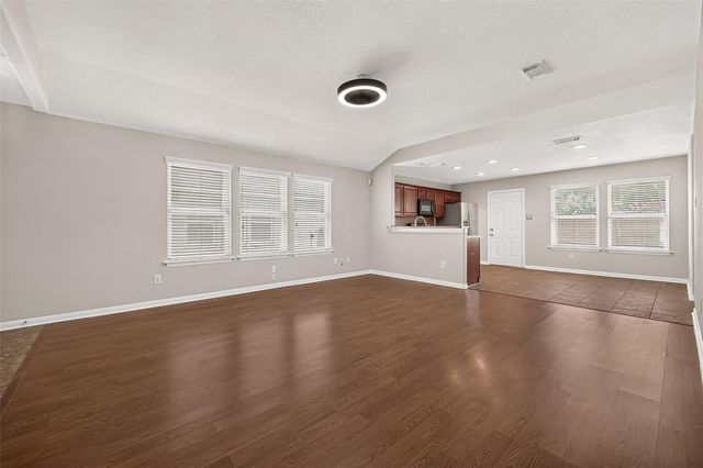 5631 Eagle Landing, Houston, TX 77085