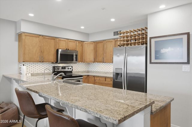 10080 E MOUNTAINVIEW LAKE Drive 254, Scottsdale, AZ 85258