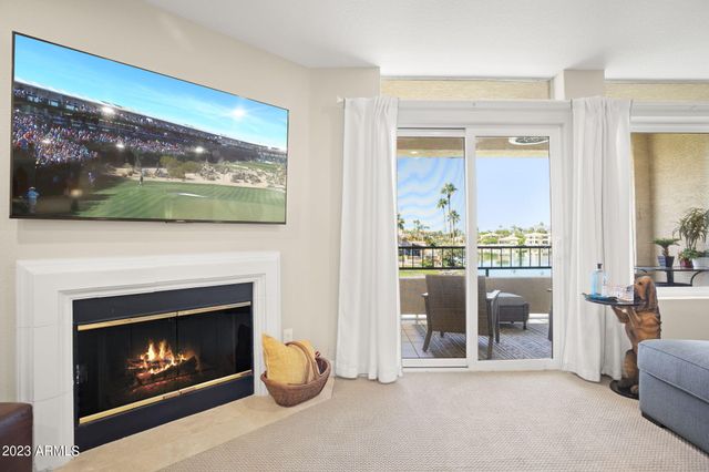 10080 E MOUNTAINVIEW LAKE Drive 254, Scottsdale, AZ 85258