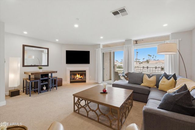 10080 E MOUNTAINVIEW LAKE Drive 254, Scottsdale, AZ 85258