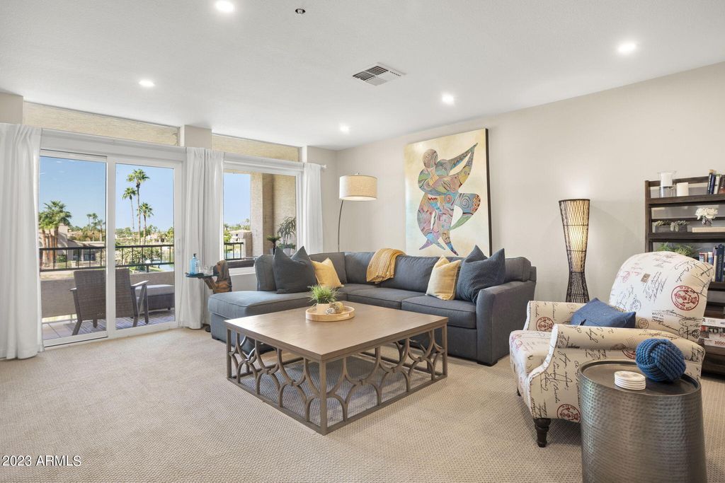 10080 E MOUNTAINVIEW LAKE Drive 254, Scottsdale, AZ 85258
