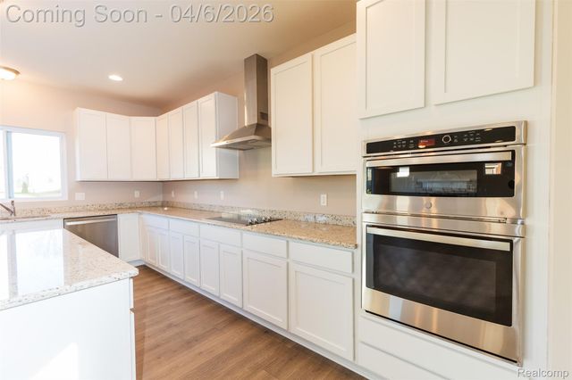 34607 John Bartley Circle, Sterling Heights, MI 48310