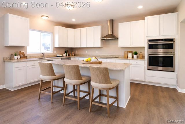 34607 John Bartley Circle, Sterling Heights, MI 48310