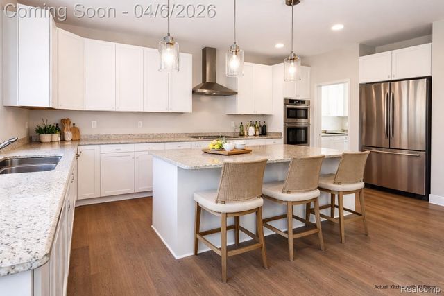 34607 John Bartley Circle, Sterling Heights, MI 48310