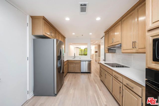 2132 Century Park Lane 104, Los Angeles, CA 90067