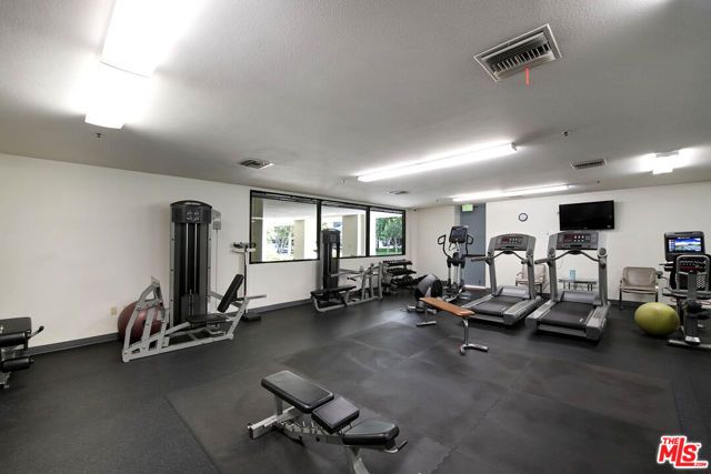 2132 Century Park Lane 104, Los Angeles, CA 90067