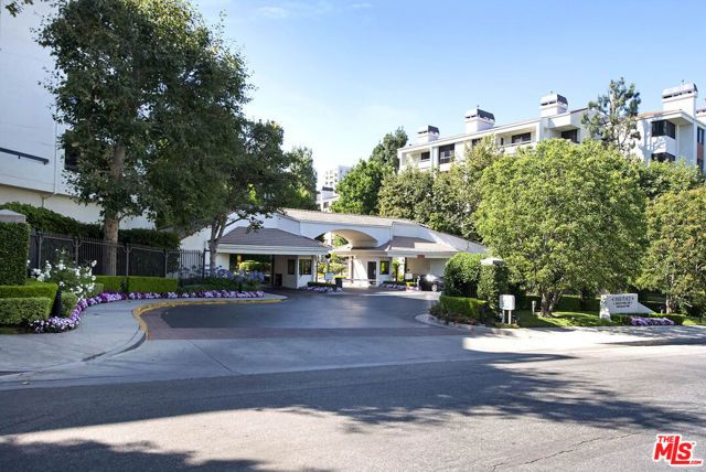 2132 Century Park Lane 104, Los Angeles, CA 90067