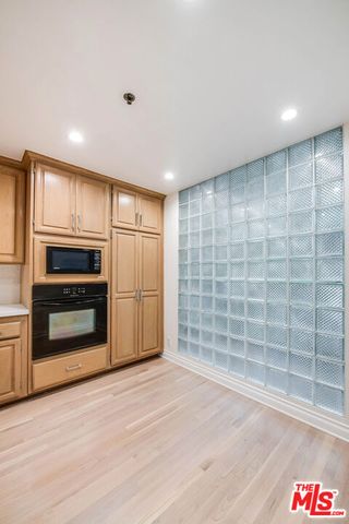 2132 Century Park Lane 104, Los Angeles, CA 90067