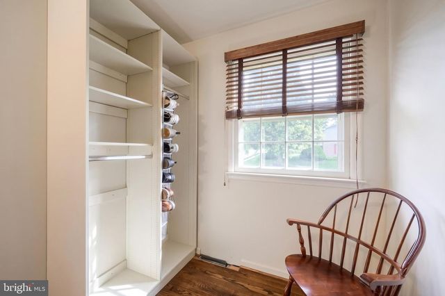 3220 ROUND HILL RD, York, PA 17402