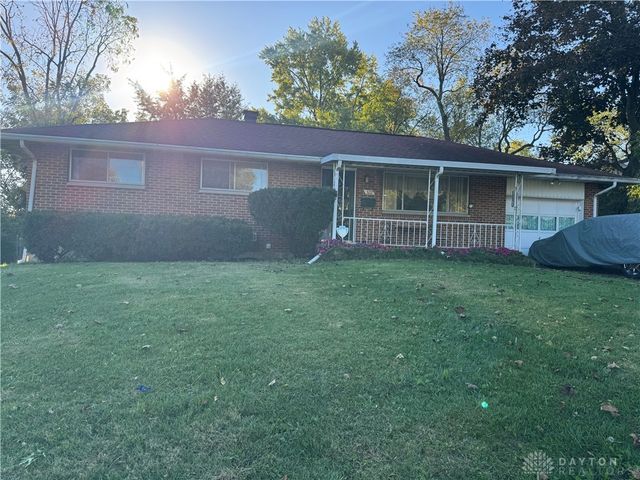 322 Shade Drive, Fairborn, OH 45324