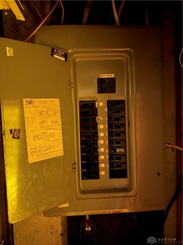 322 Shade Drive, Fairborn, OH 45324