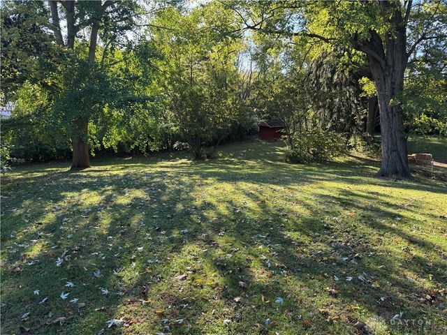 322 Shade Drive, Fairborn, OH 45324