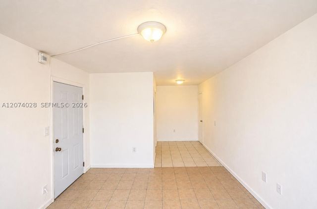 6080 W Flagler St 24, Miami, FL 33144