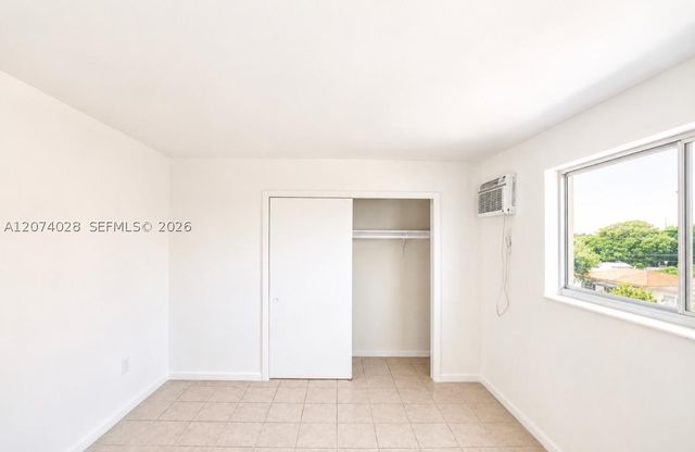 6080 W Flagler St 24, Miami, FL 33144