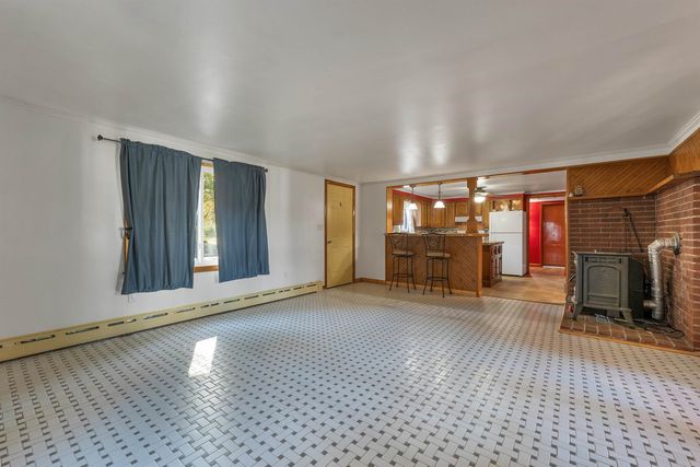 56 Orchard Street, Franklin, NH 03235