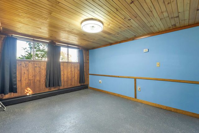 56 Orchard Street, Franklin, NH 03235