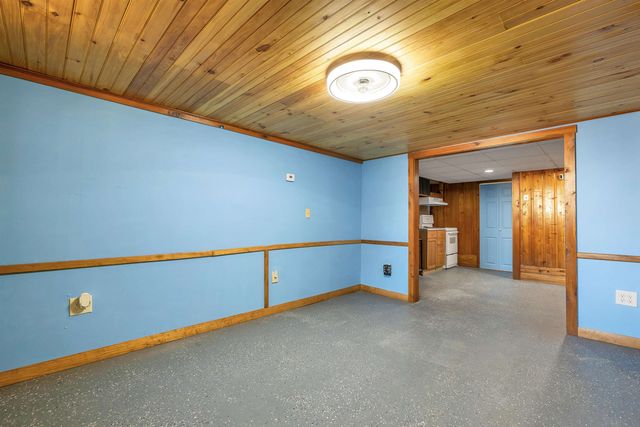 56 Orchard Street, Franklin, NH 03235