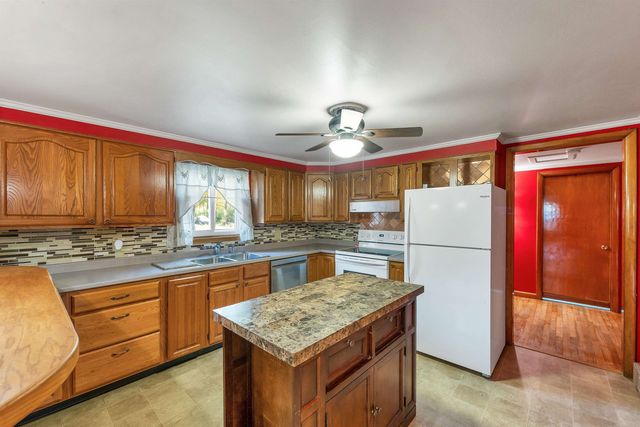56 Orchard Street, Franklin, NH 03235