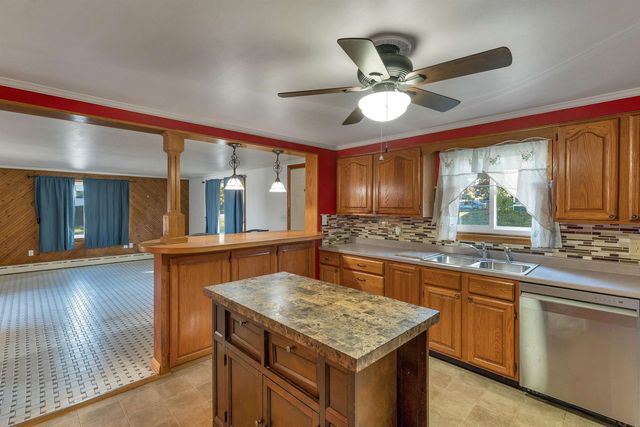 56 Orchard Street, Franklin, NH 03235