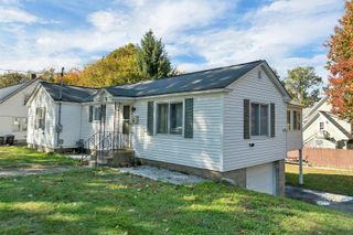 56 Orchard Street, Franklin, NH 03235