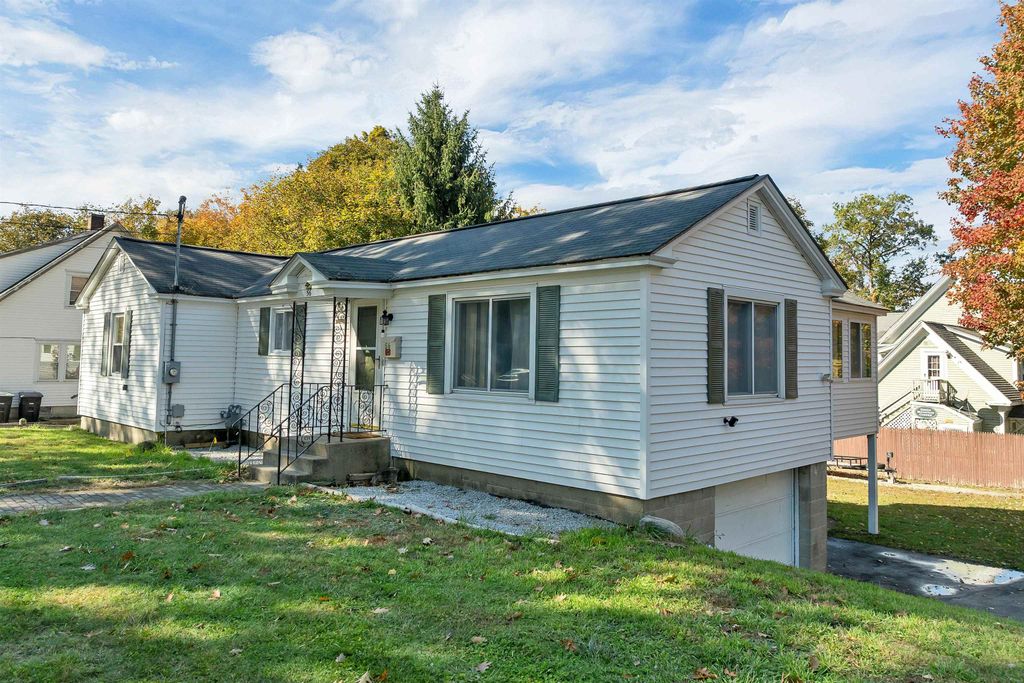 56 Orchard Street, Franklin, NH 03235
