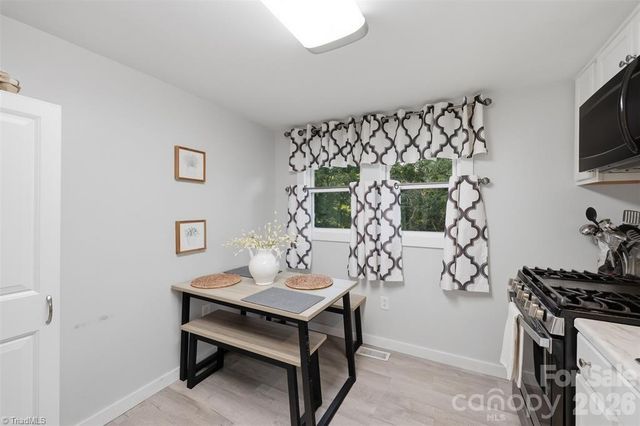 32 W Highland Avenue, Granite Falls, NC 28630