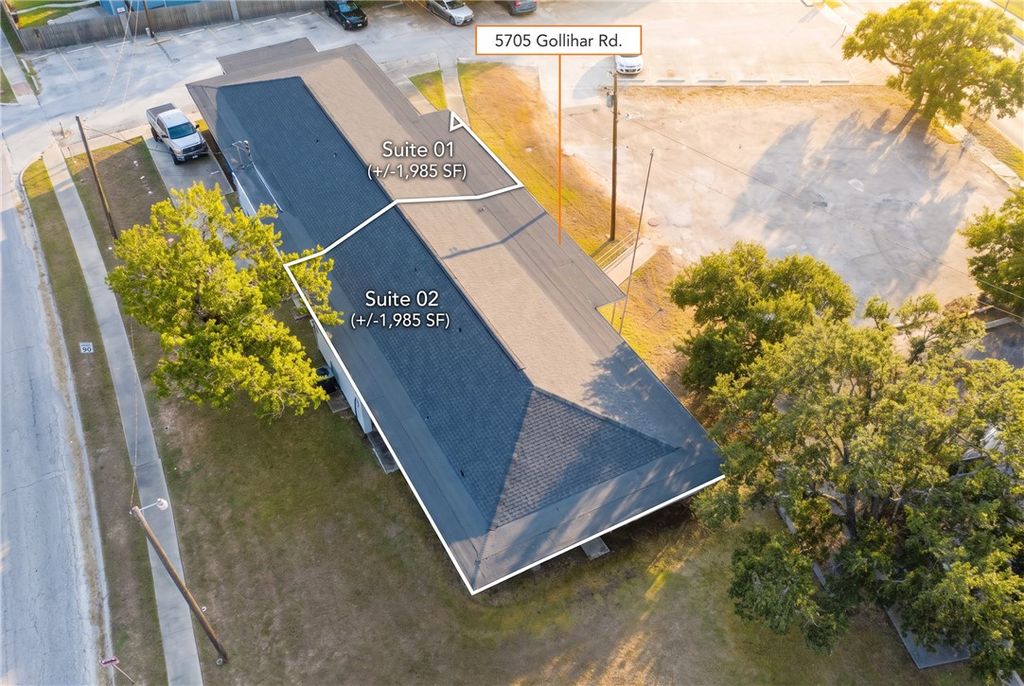 5705 Gollihar, Corpus Christi, TX 78412 — photo 2
