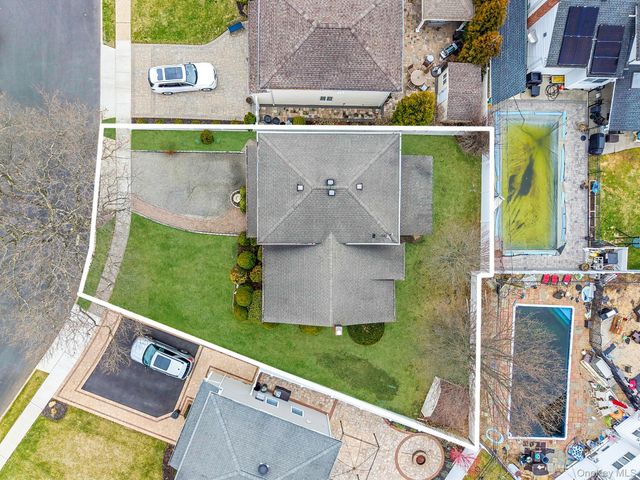 1286 Dale Court, Seaford, NY 11783