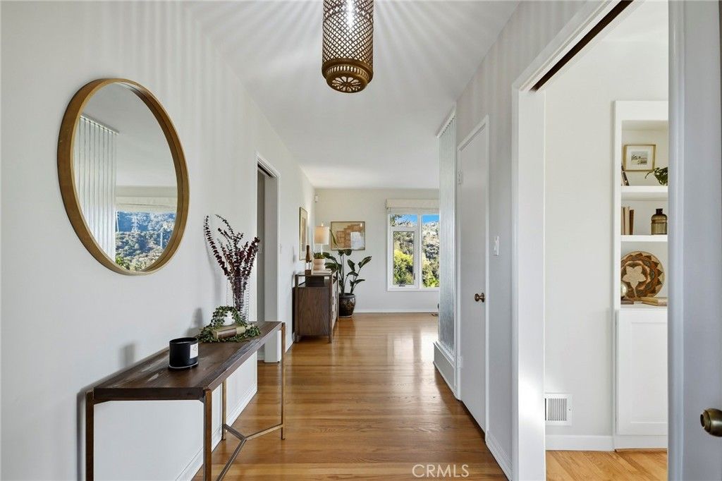 3104 Buckingham Road, Glendale, CA 91206 — photo 2