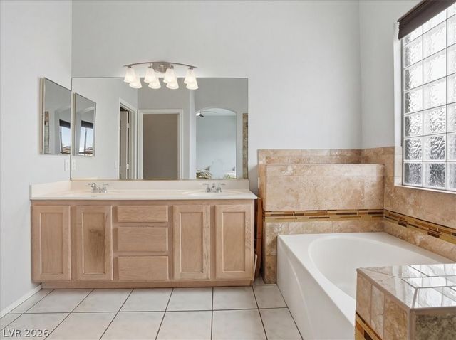 1562 Harwood, Henderson, NV 89012