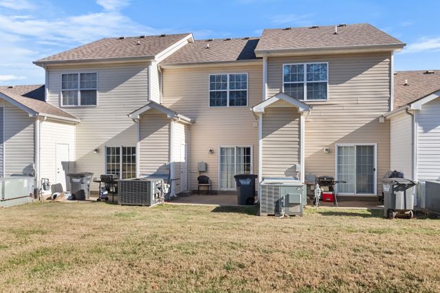 129 Alexander Blvd, Clarksville, TN 37040