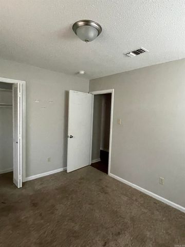 6114 Butler Road, Little Rock, AR 72209