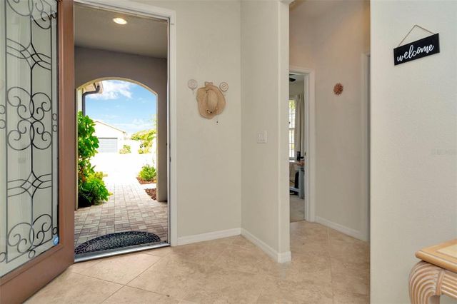16340 TREASURE POINT DRIVE, Wimauma, FL 33598
