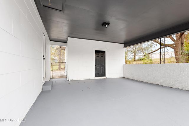 338 S Fox Hall Road, Pearl, MS 39208