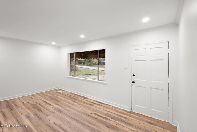 338 S Fox Hall Road, Pearl, MS 39208