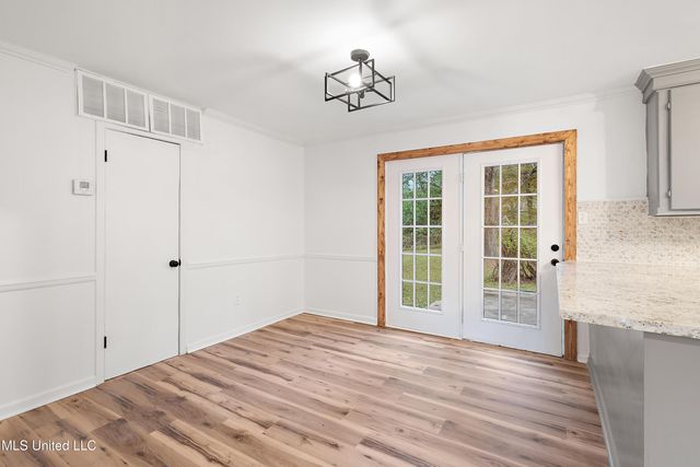 338 S Fox Hall Road, Pearl, MS 39208