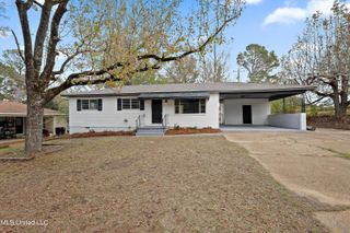 338 S Fox Hall Road, Pearl, MS 39208
